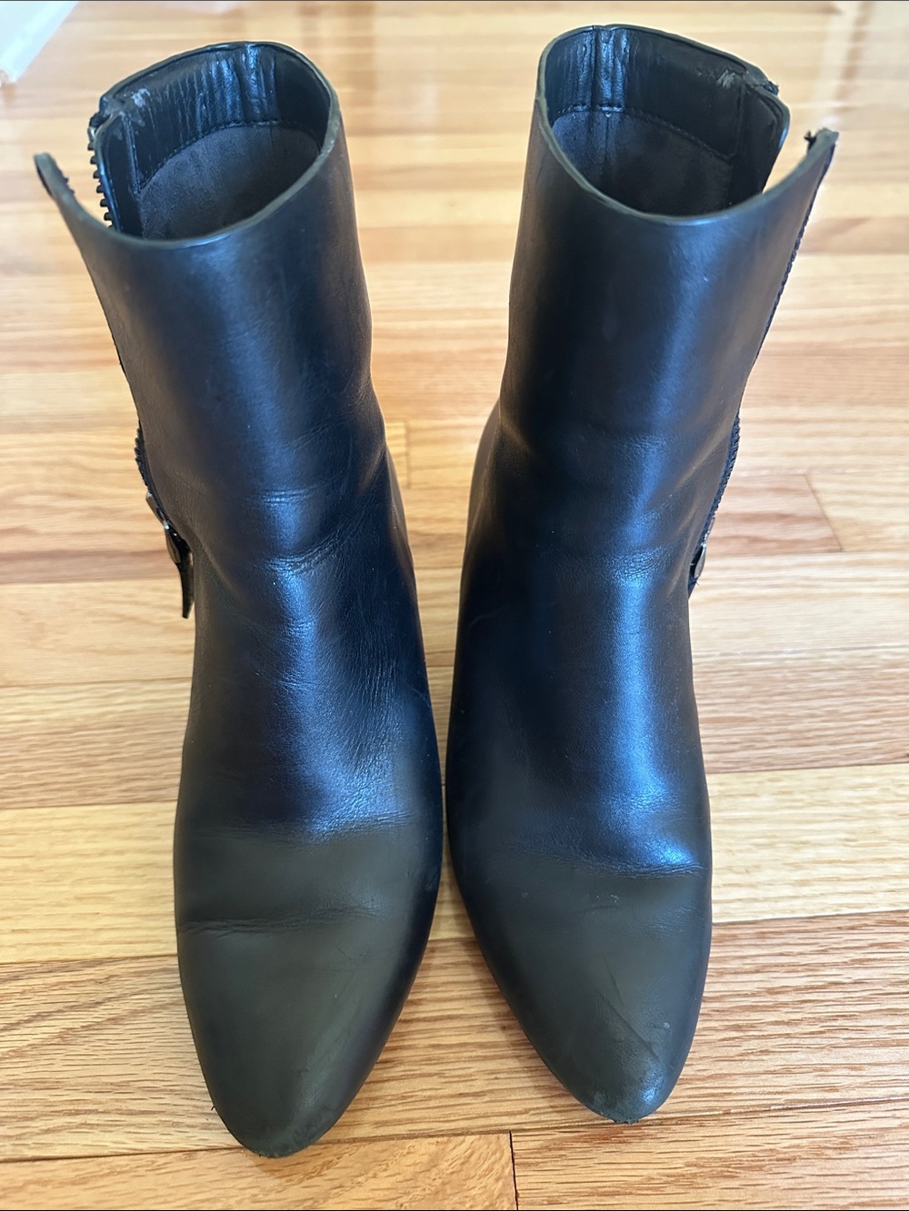 Banana Tall Leather Ankle Booties With Zippets - Picture 8 of 12